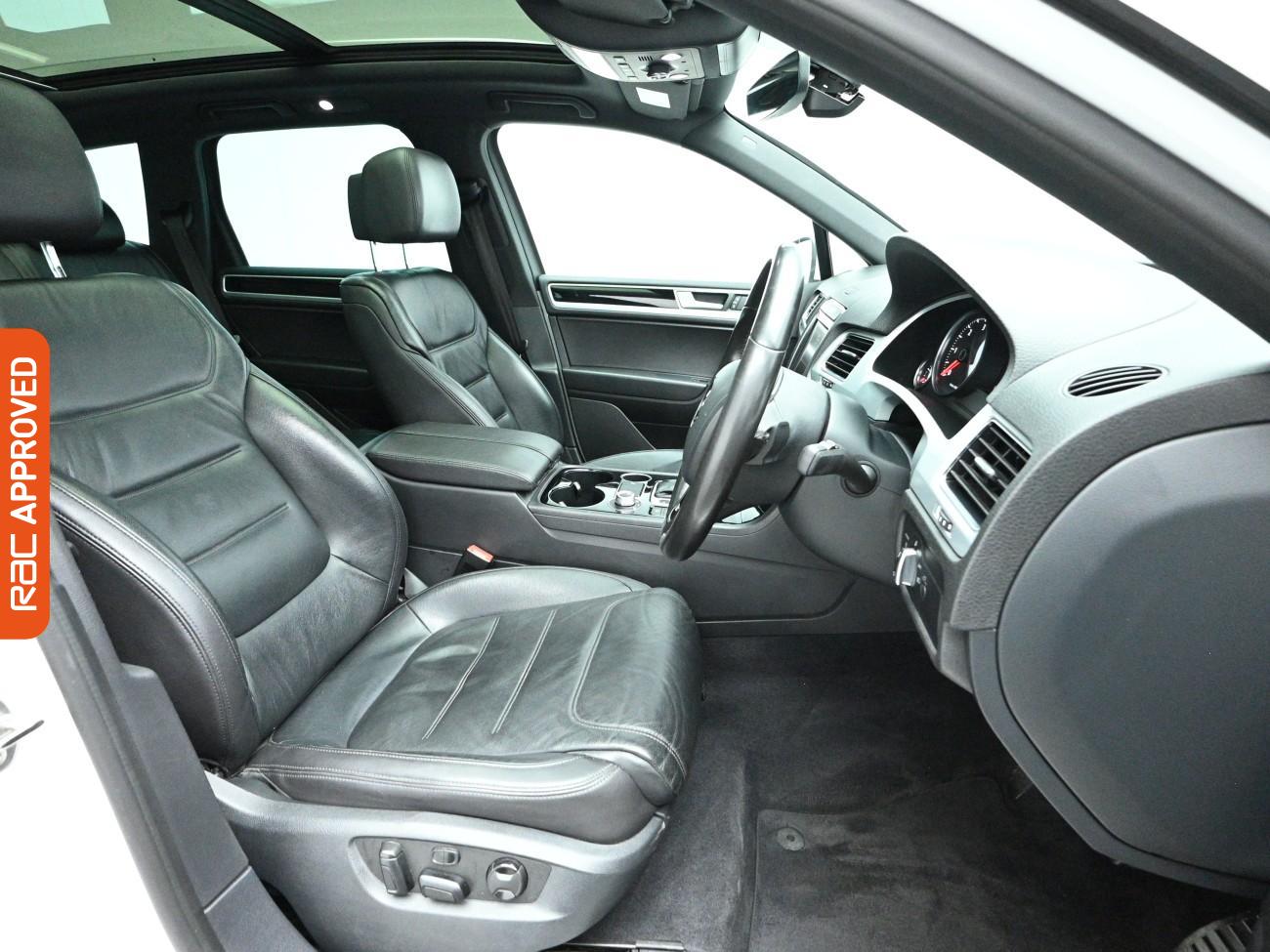 Used Volkswagen Touareg 2017 for sale - 77919483: Photo 12