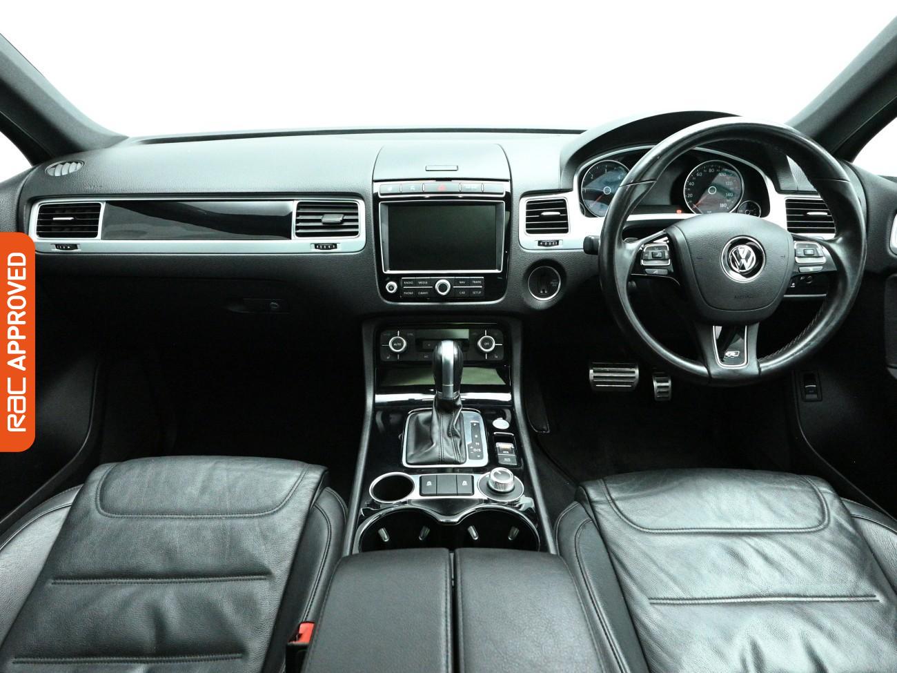 Used Volkswagen Touareg 2017 for sale - 77919483: Photo 2