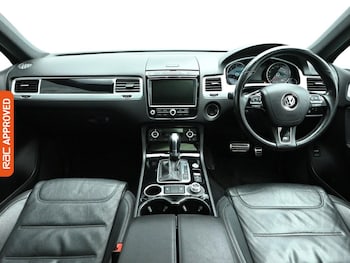 Used Volkswagen Touareg 2017 for sale - 77919483: Photo