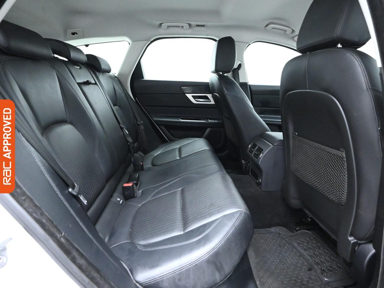 Used Jaguar XF 2017 for sale - 76495264: Photo 13