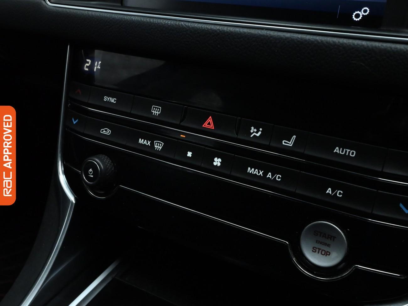 Used Jaguar XF 2017 for sale - 76495264: Photo 16