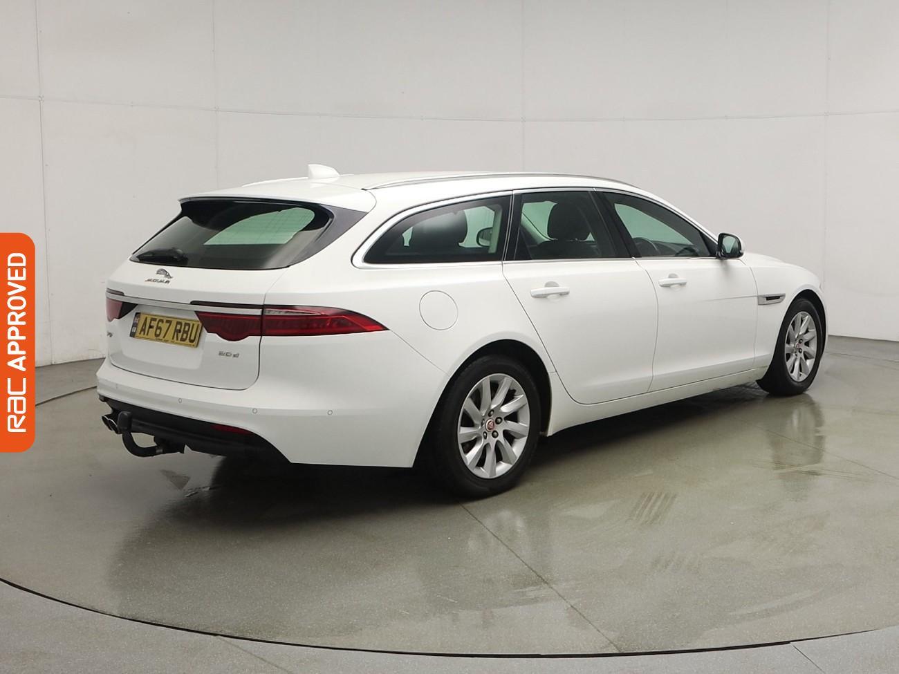 Used Jaguar XF 2017 for sale - 76495264: Photo 32