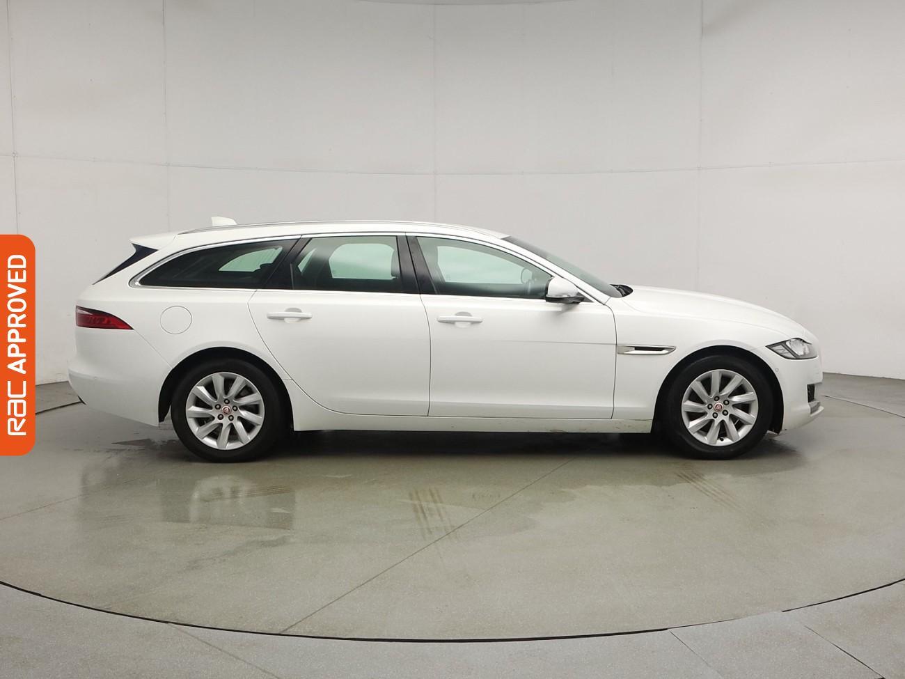 Used Jaguar XF 2017 for sale - 76495264: Photo 6