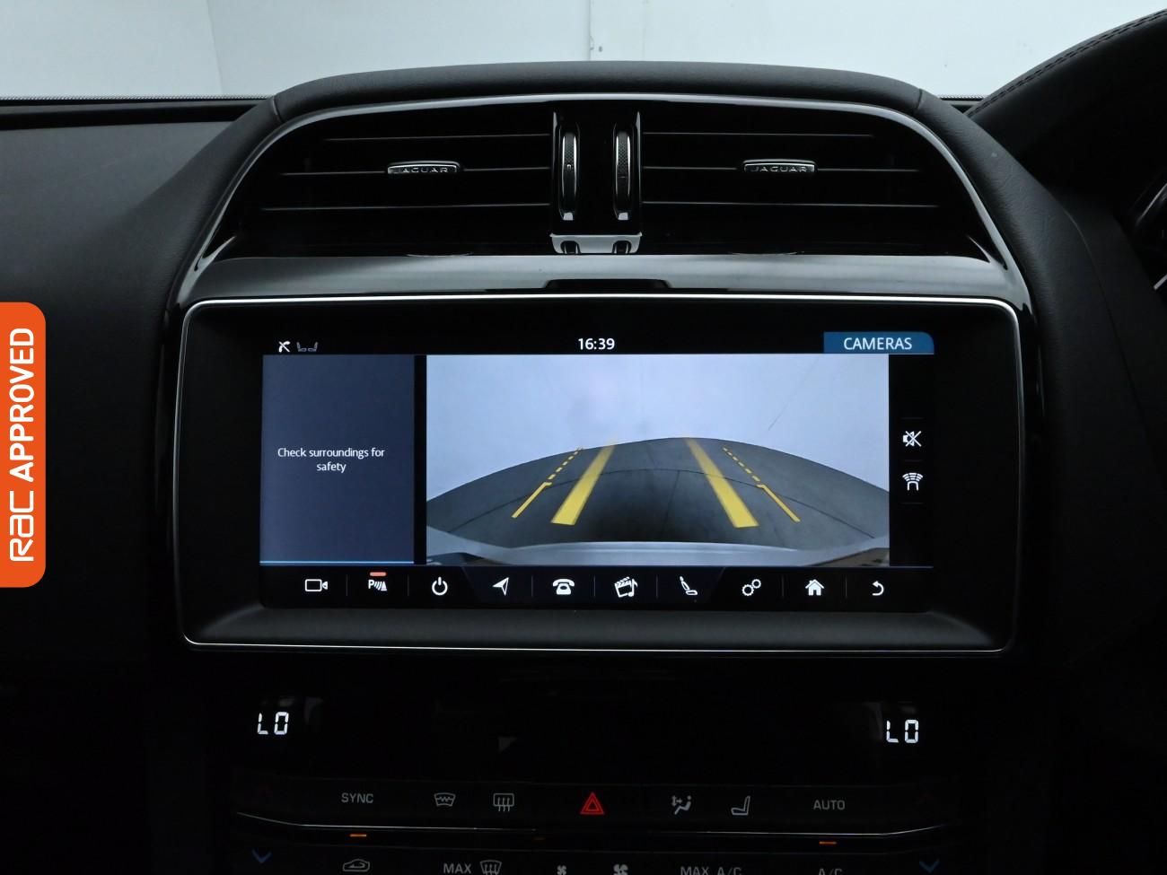 Used Jaguar F-Pace 2018 for sale - 76429186: Photo 18