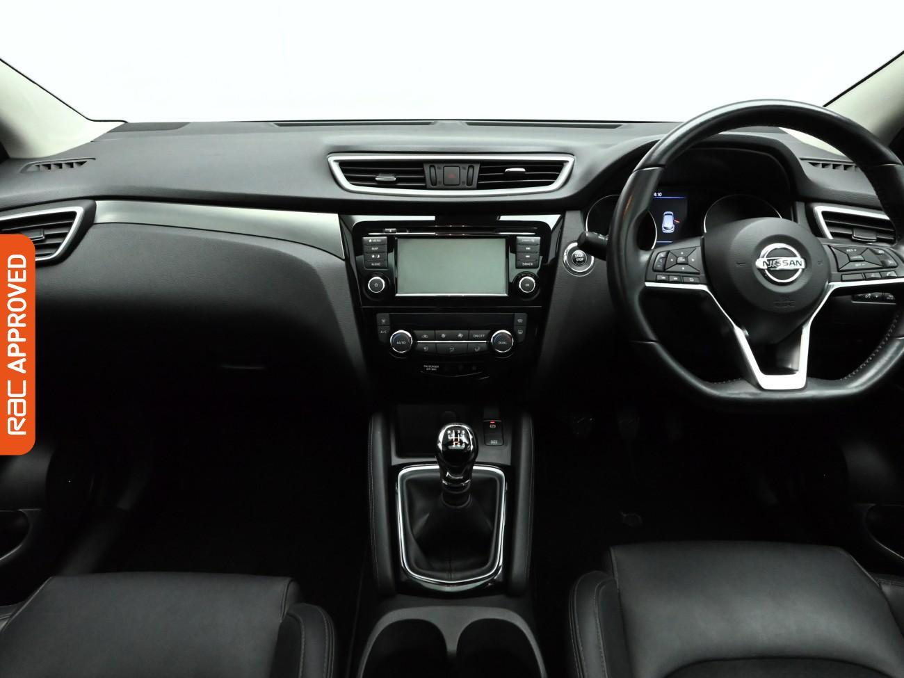 Used Nissan Qashqai 2020 for sale - 76890255: Photo 2