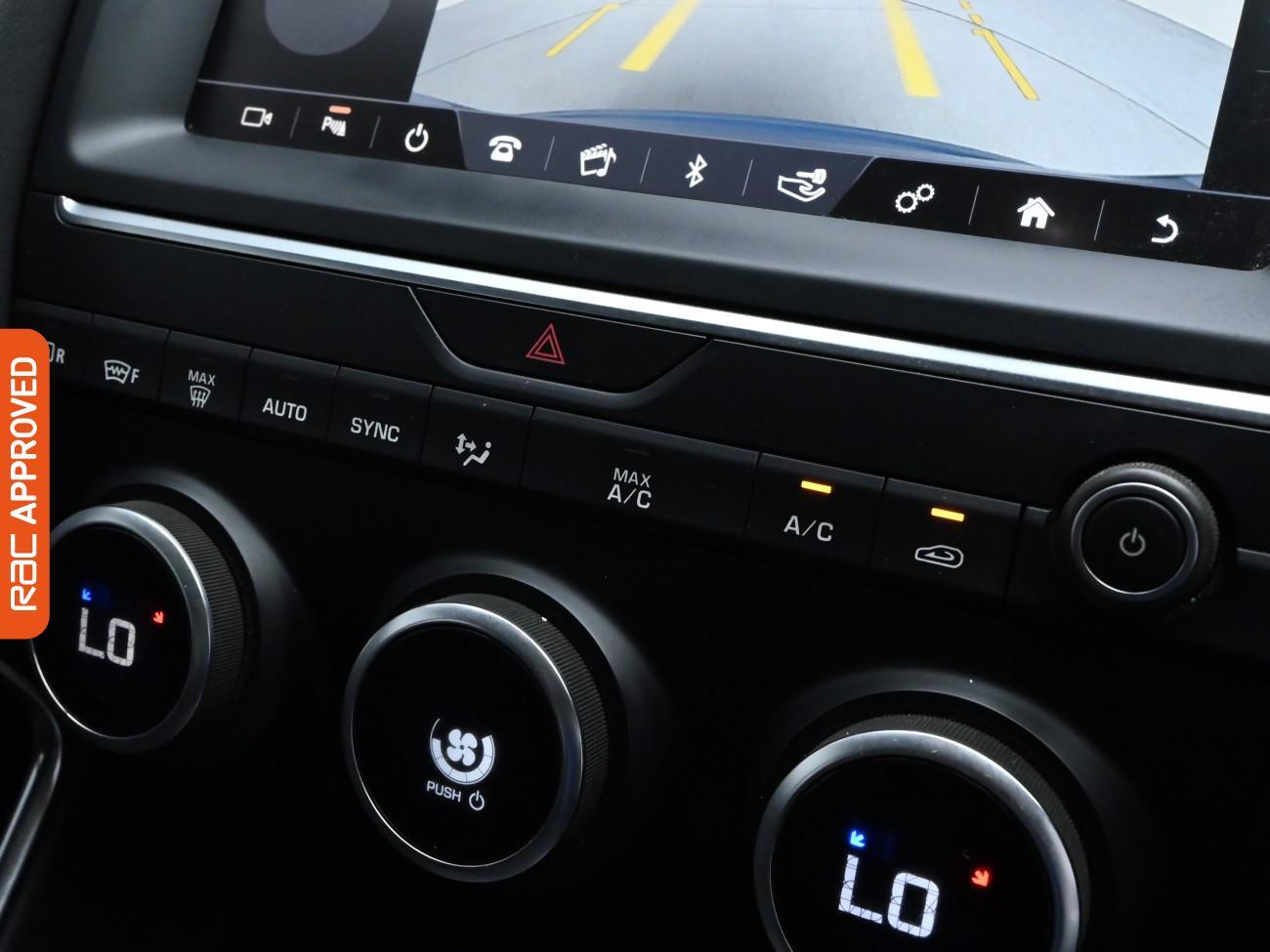 Used Jaguar E-Pace 2018 for sale - 76863231: Photo 16