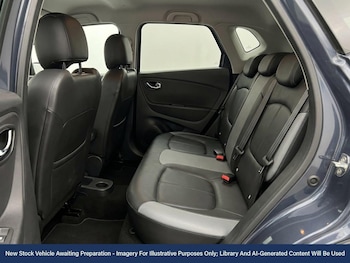 Used Renault Captur 2017 for sale - 78242445: Photo