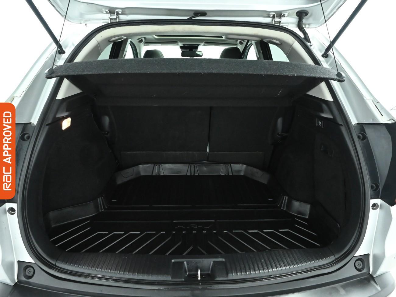 Used Honda HR-V 2017 for sale - 76558097: Photo 28