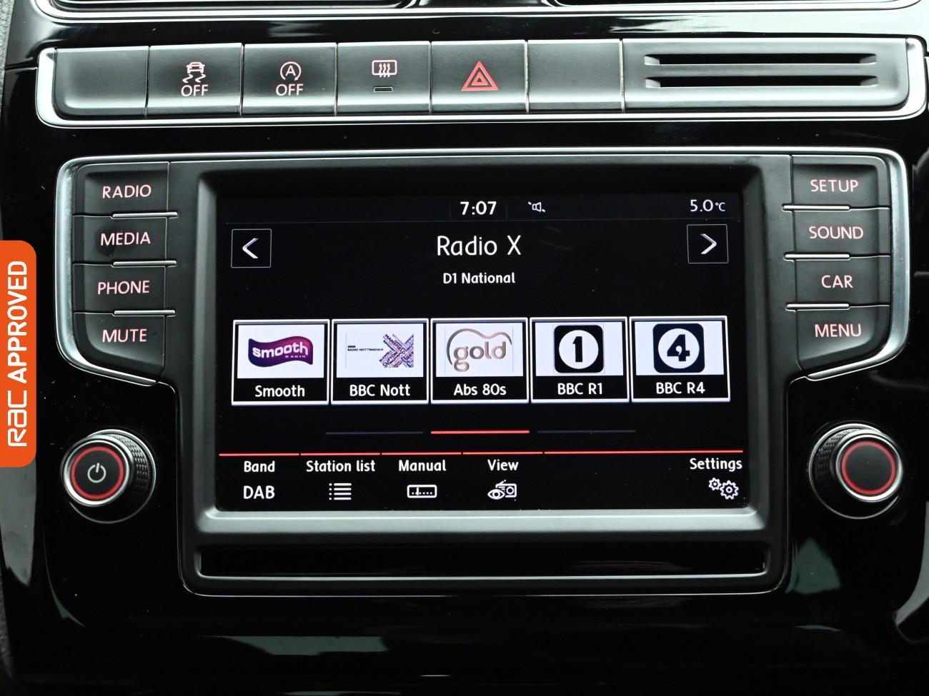 Used Volkswagen Polo 2017 for sale - 77319415: Photo 14