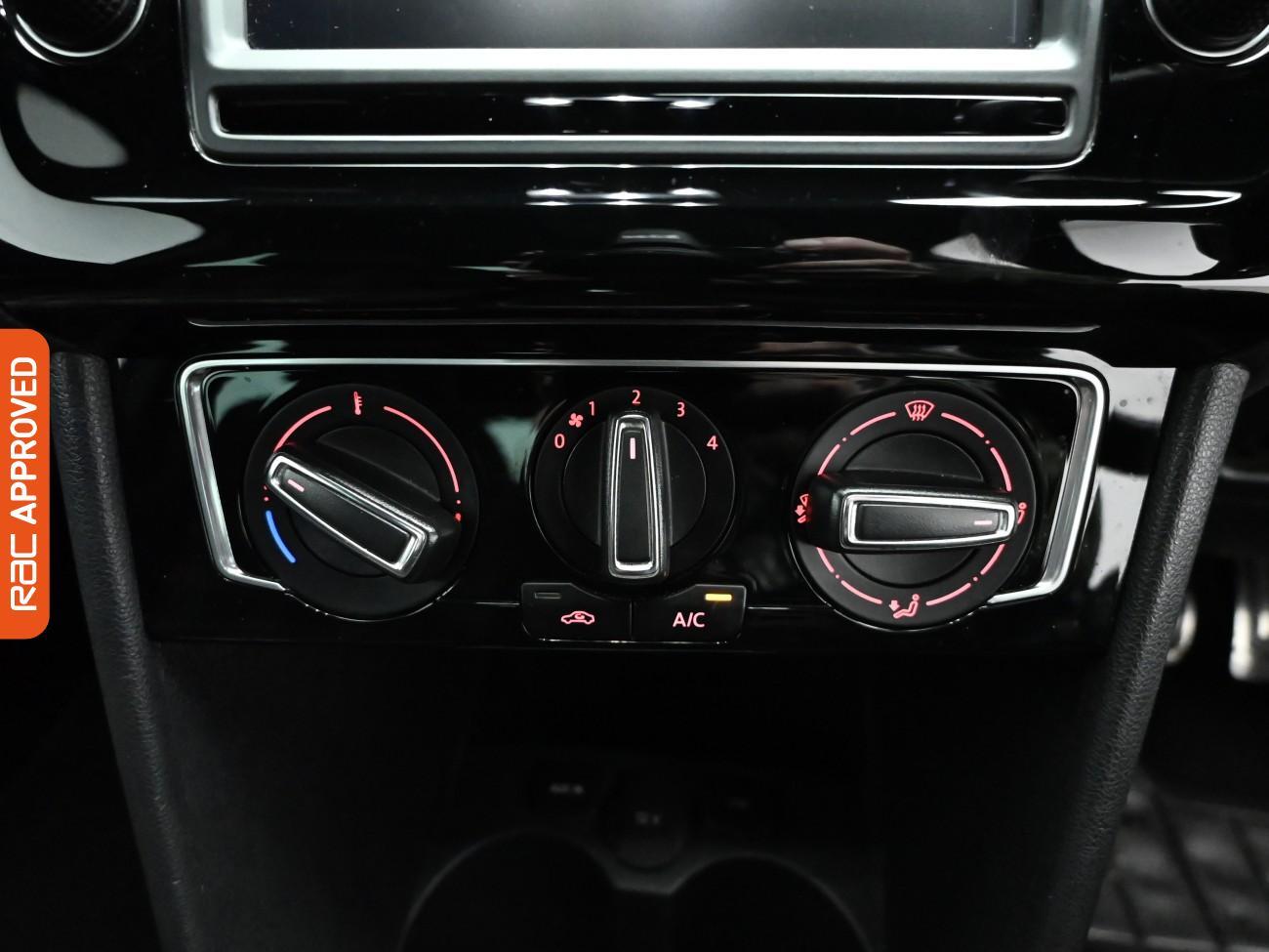 Used Volkswagen Polo 2017 for sale - 77319415: Photo 15