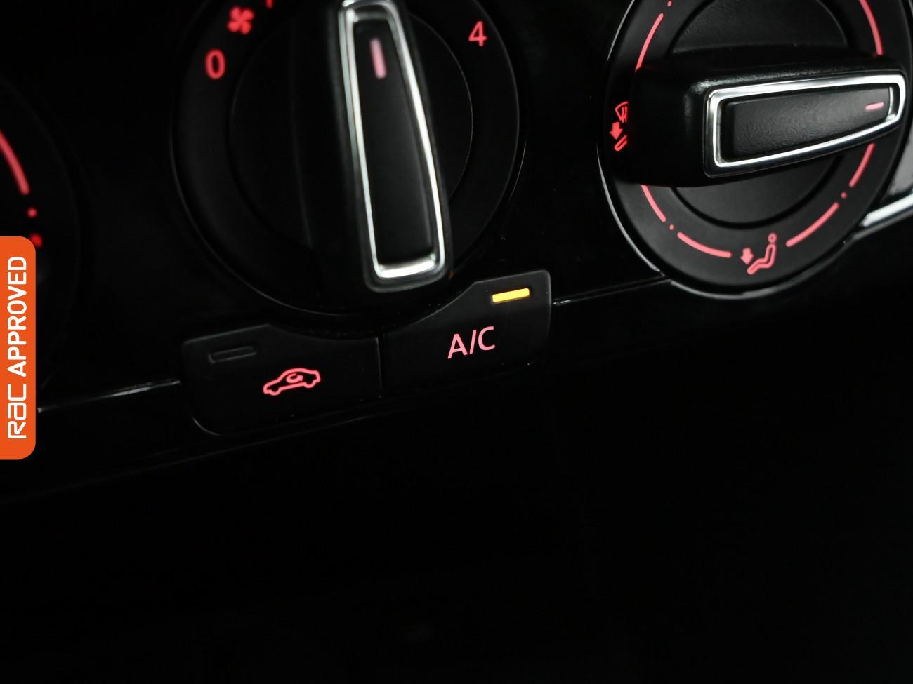 Used Volkswagen Polo 2017 for sale - 77319415: Photo 16