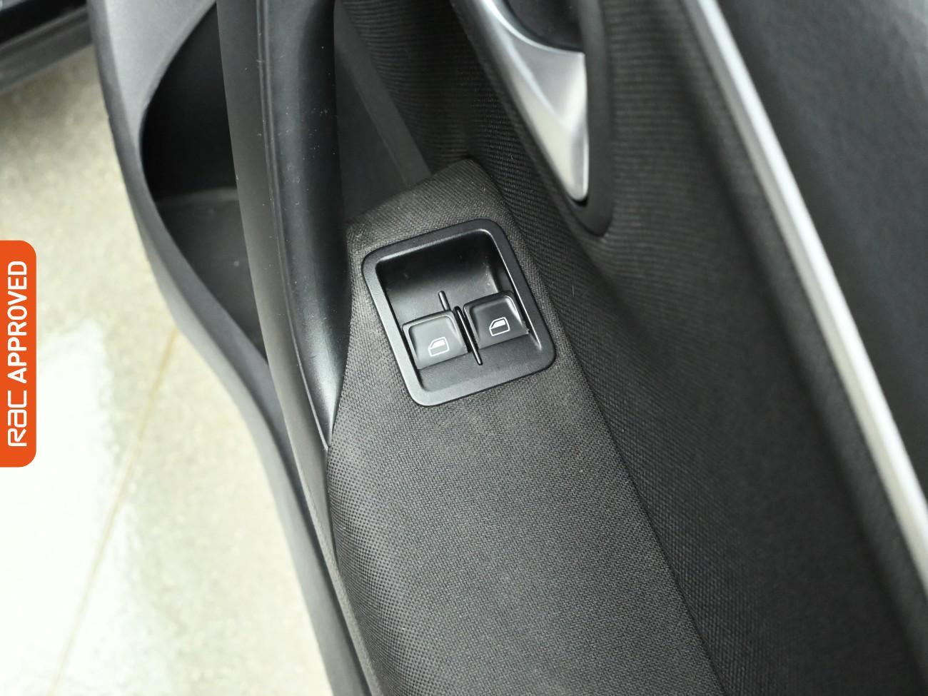 Used Volkswagen Polo 2017 for sale - 77319415: Photo 21