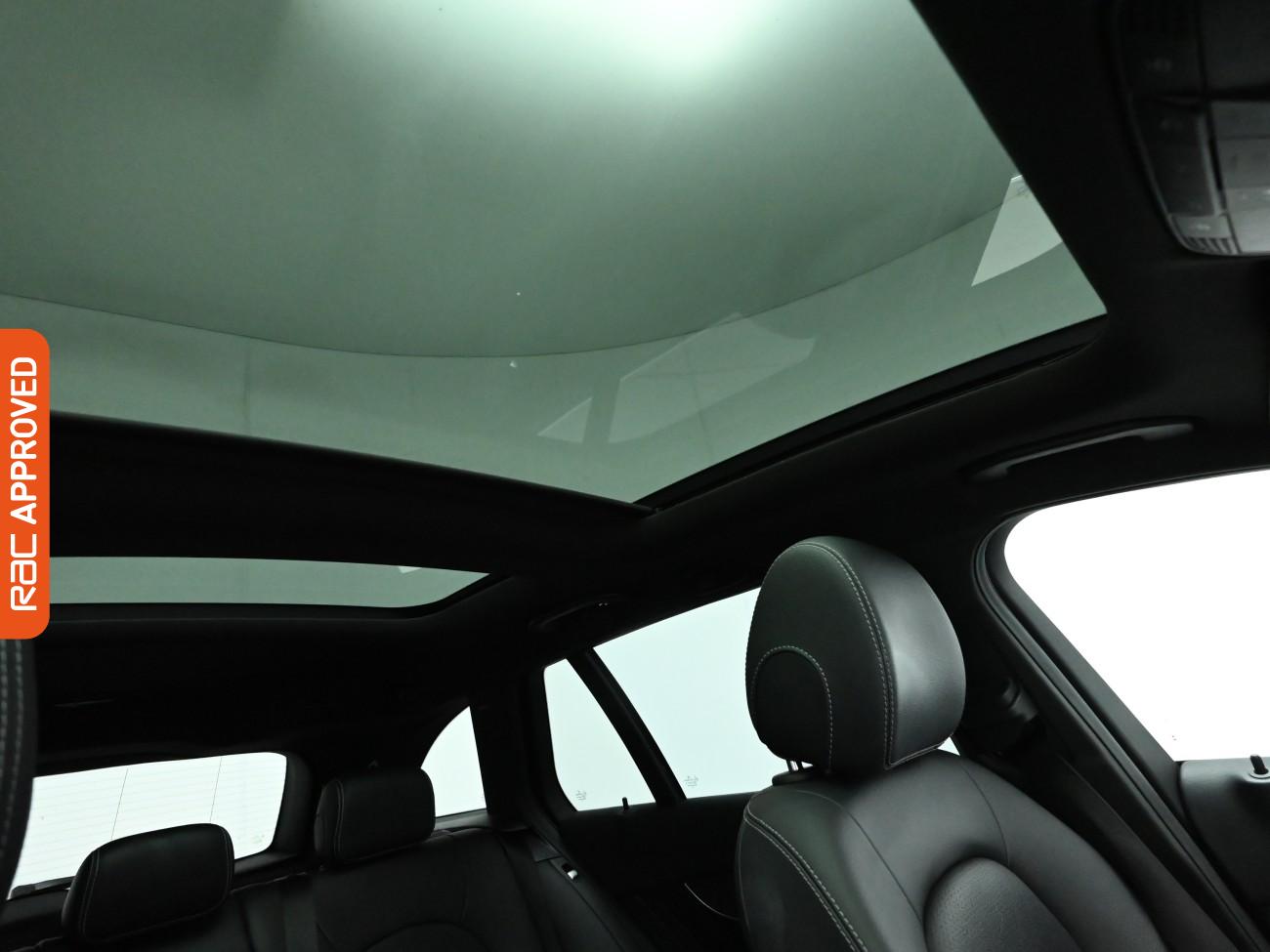 Used Mercedes-Benz C Class 2017 for sale - 77666283: Photo 24