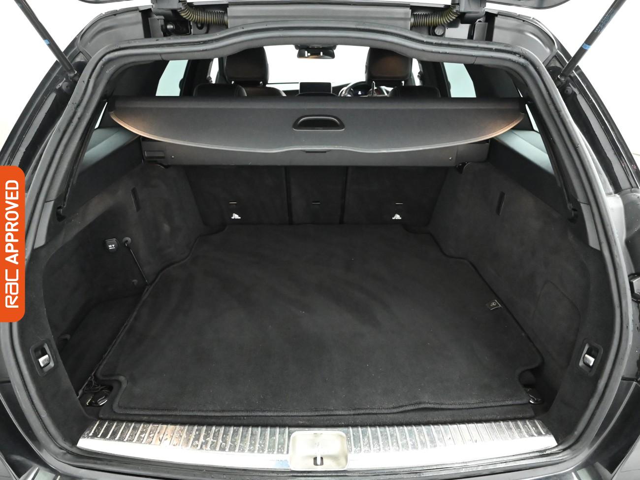 Used Mercedes-Benz C Class 2017 for sale - 77666283: Photo 28