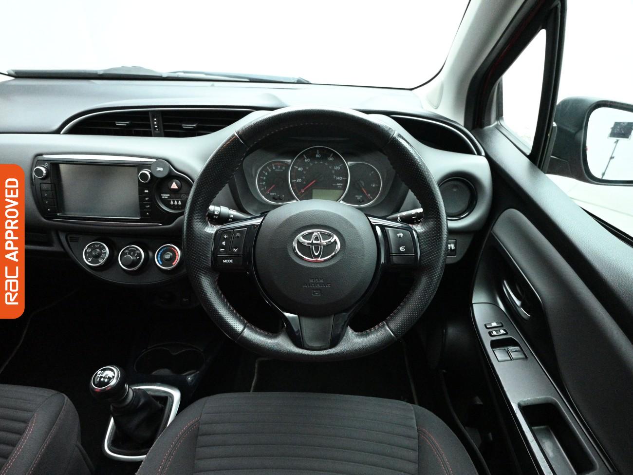 Used Toyota Yaris 2014 for sale - 77901904: Photo 9