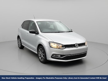 Used Volkswagen Polo 2015 for sale - 76590417: Photo