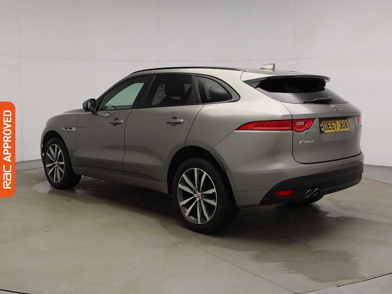 Used Jaguar F-Pace 2017 for sale - 76115240: Photo 4