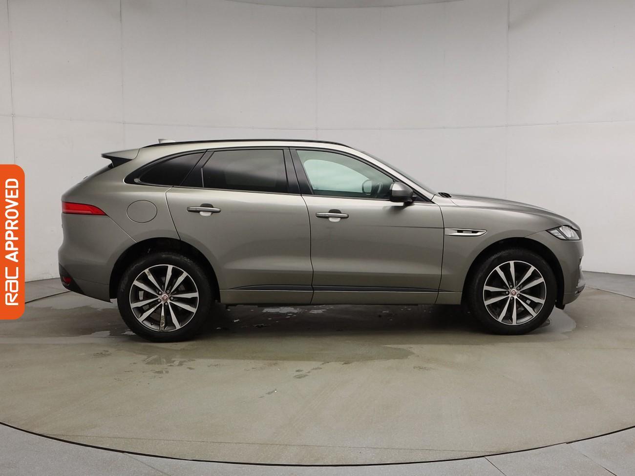 Used Jaguar F-Pace 2017 for sale - 76115240: Photo 6