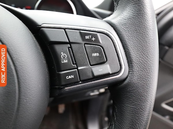 Used Jaguar E-Pace 2019 for sale - 76330642: Photo 18