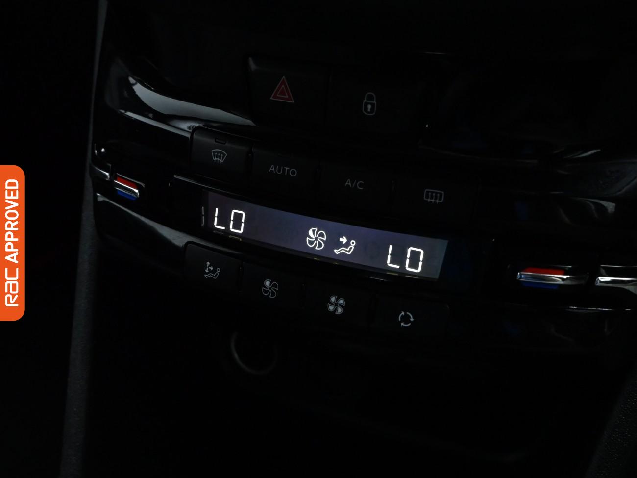 Used Peugeot 208 2019 for sale - 76391073: Photo 15