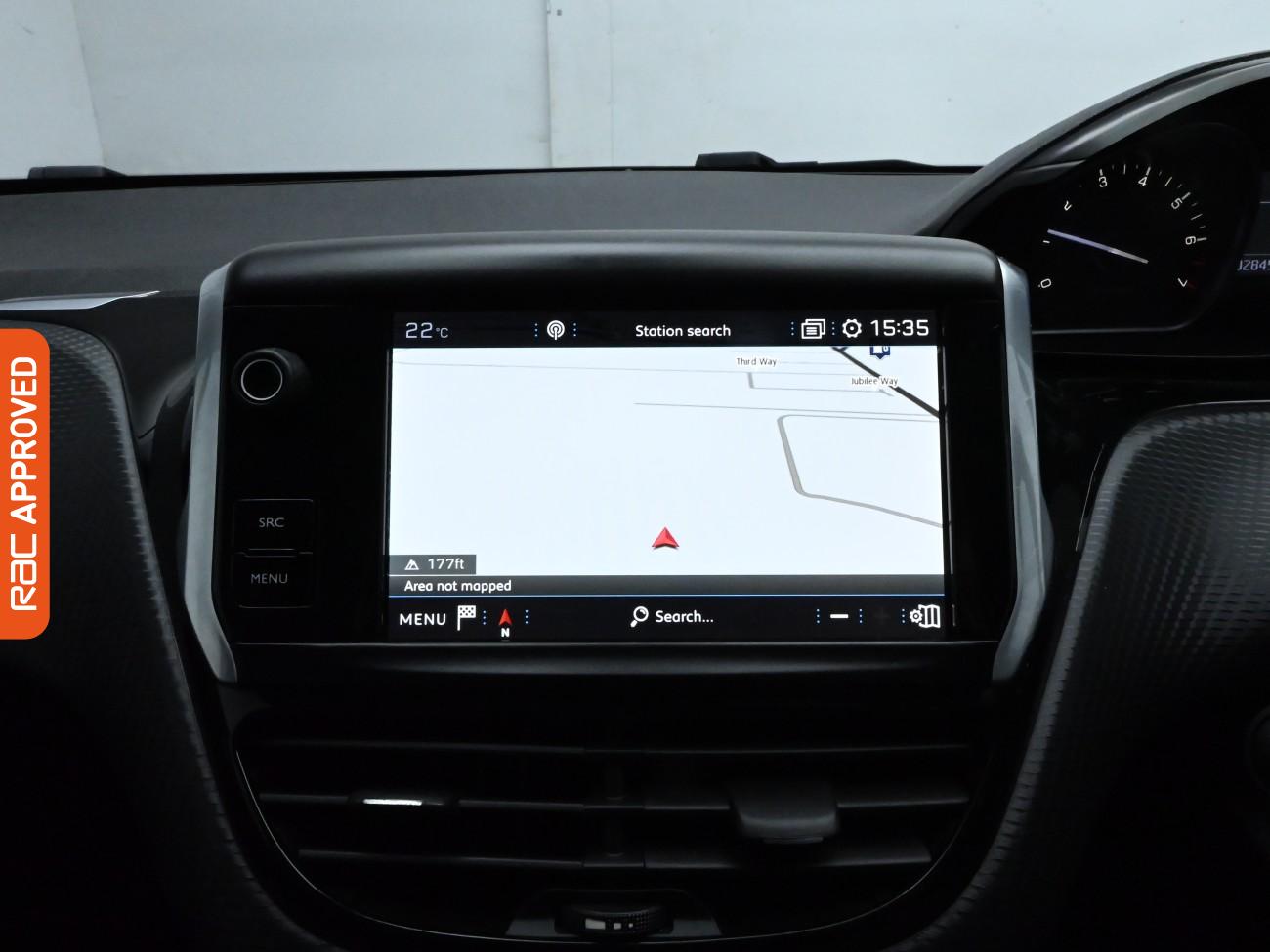 Used Peugeot 208 2019 for sale - 76391073: Photo 3