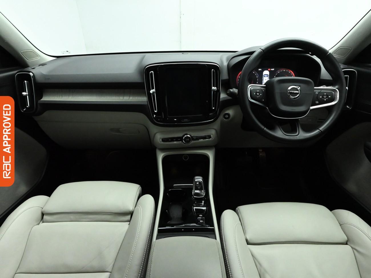 Used Volvo XC40 2019 for sale - 76650520: Photo 2
