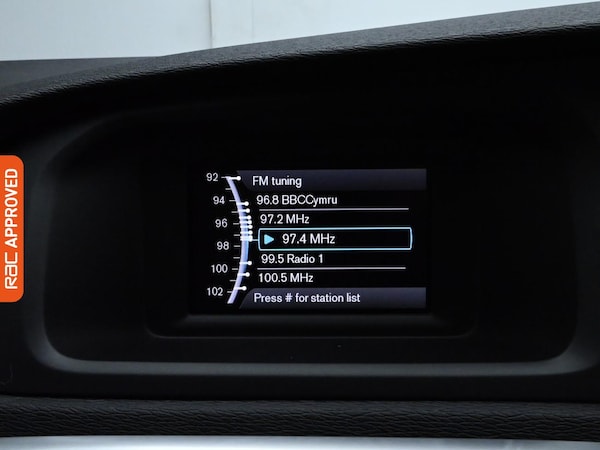 Used Volvo V40 2016 for sale - 76300297: Photo 14