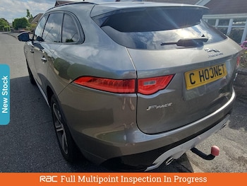 Used Jaguar F-Pace 2018 for sale - 75504389: Photo