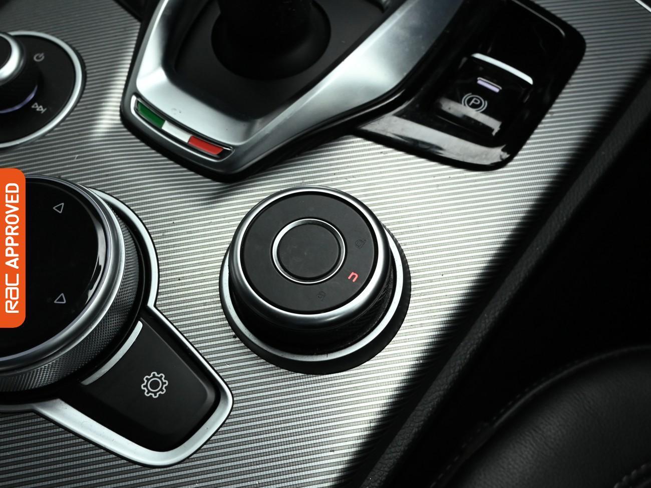 Used Alfa Romeo Stelvio 2021 for sale - 77233312: Photo 21