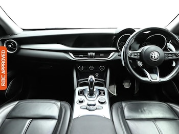 Used Alfa Romeo Stelvio 2021 for sale - 77233312: Photo