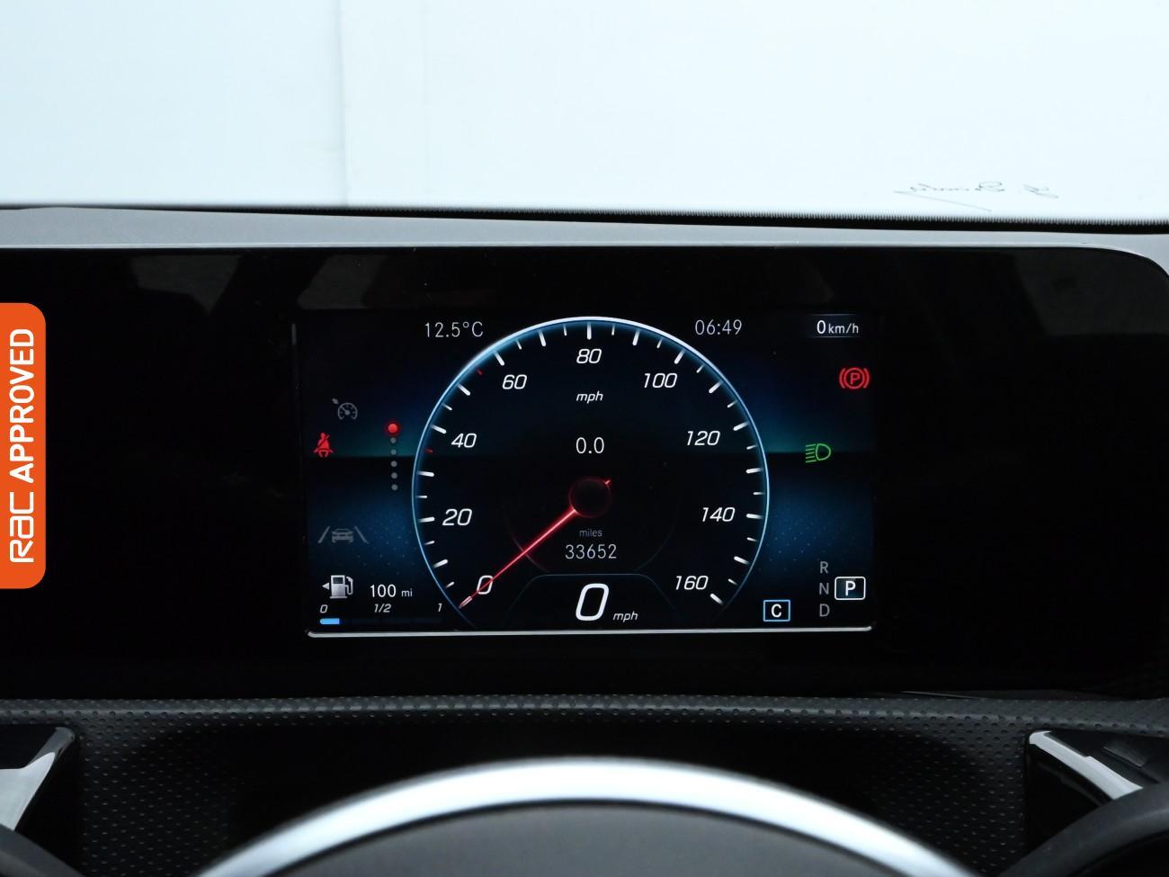 Used Mercedes-Benz A-Class 2018 for sale - 76405857: Photo 11