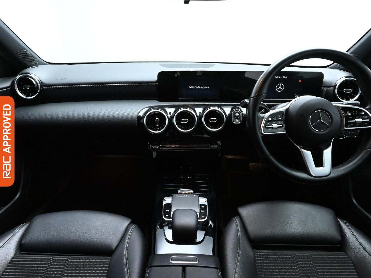 Used Mercedes-Benz A-Class 2018 for sale - 76405857: Photo 2