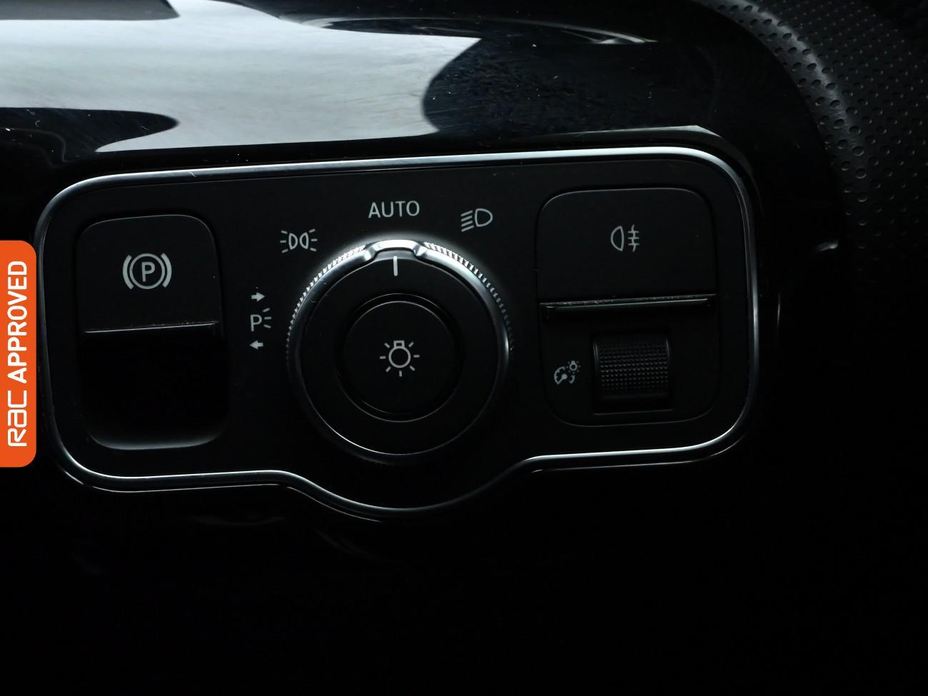 Used Mercedes-Benz A-Class 2018 for sale - 76405857: Photo 21