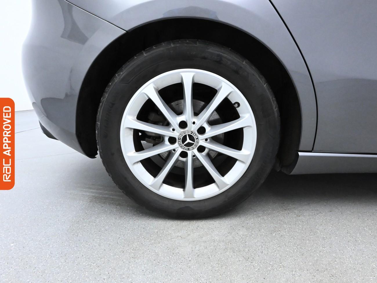 Used Mercedes-Benz A-Class 2018 for sale - 76405857: Photo 27