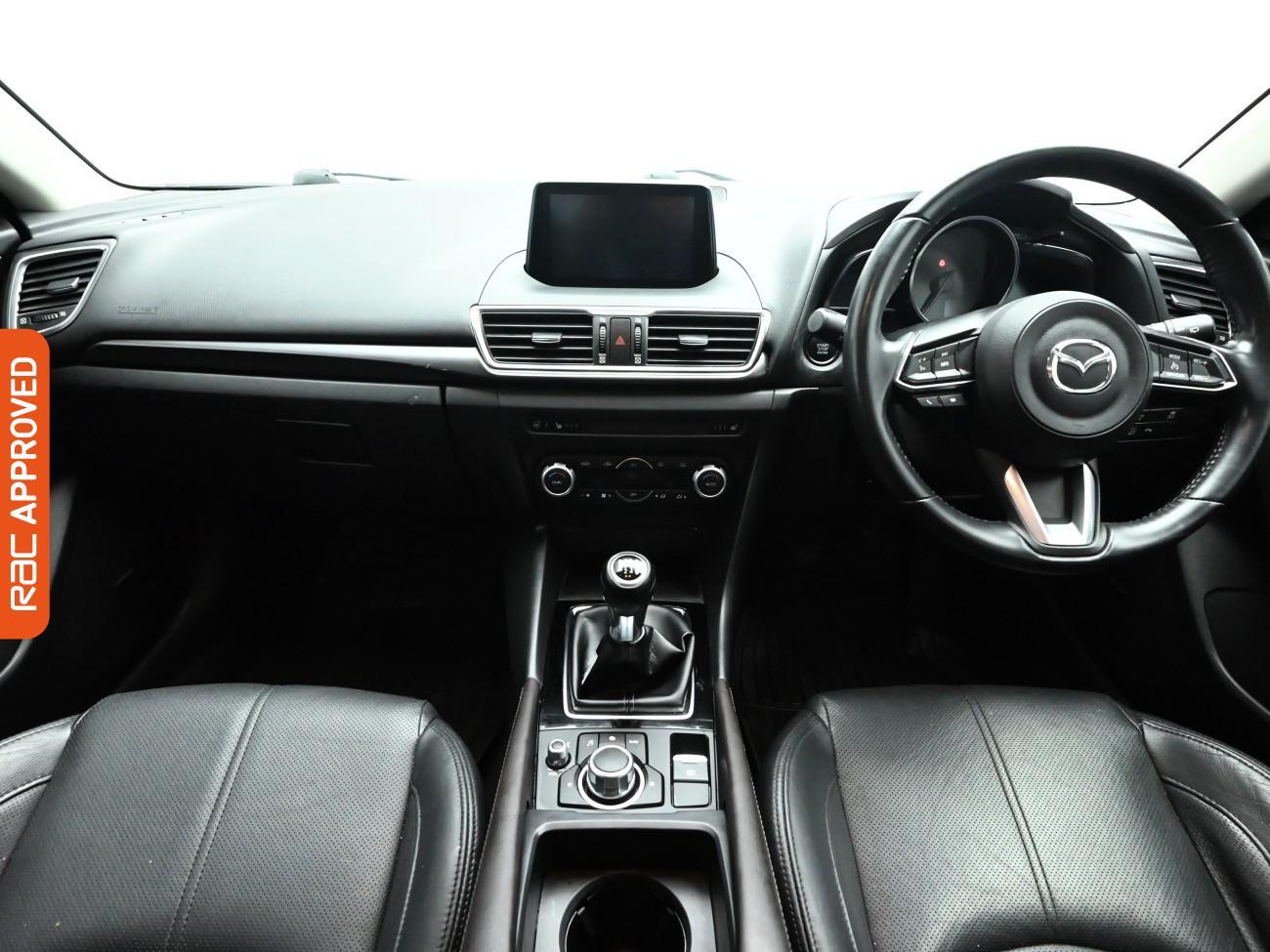 Used Mazda Mazda3 2018 for sale - 77407590: Photo 2