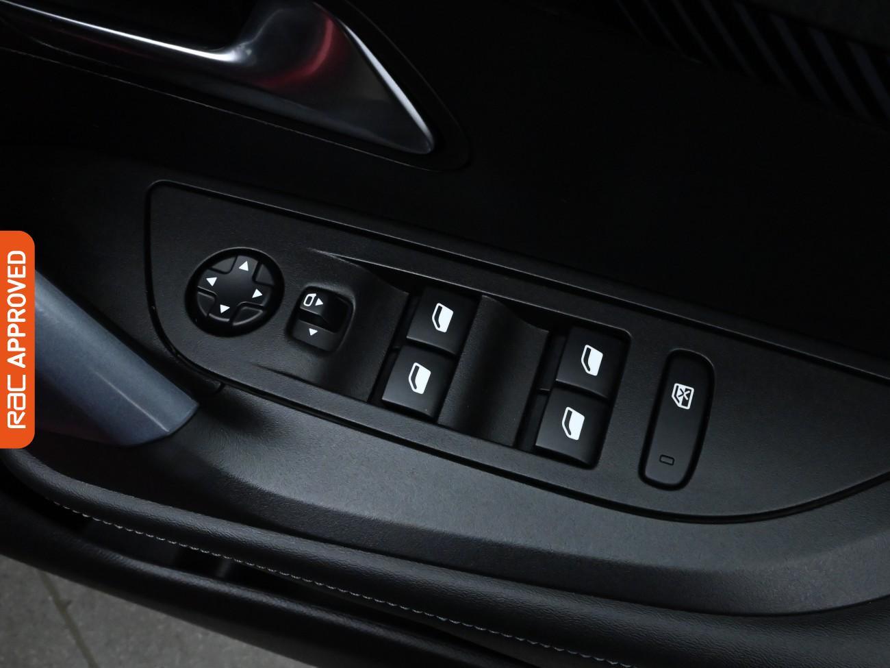 Used Peugeot 2008 2020 for sale - 76088432: Photo 23