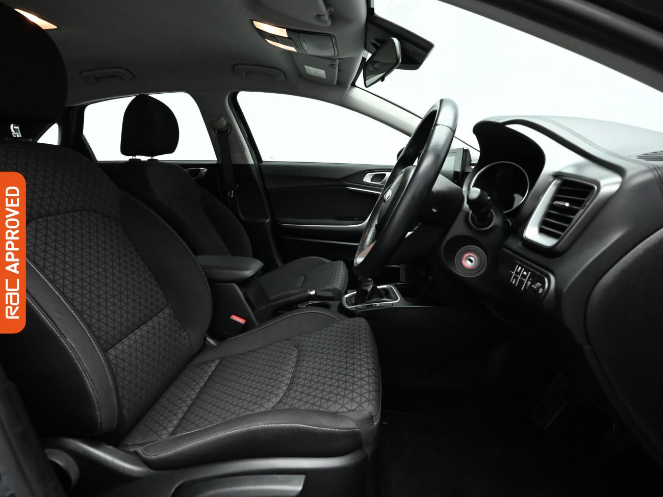 Used Kia Ceed 2021 for sale - 77654321: Photo 12