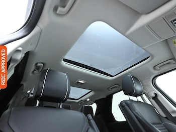 Used Land Rover Discovery 2020 for sale - 77158876: Photo