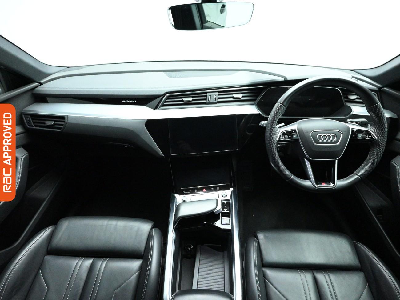 Used Audi e-tron 2022 for sale - 77743551: Photo 2