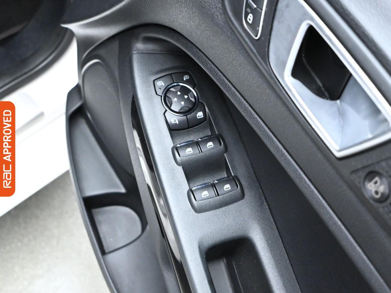 Used Ford Ecosport 2018 for sale - 76442655: Photo 24