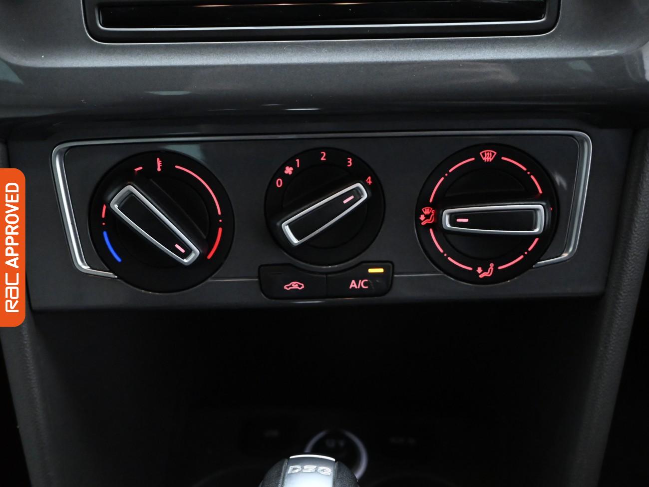 Used Volkswagen Polo 2015 for sale - 75918412: Photo 14