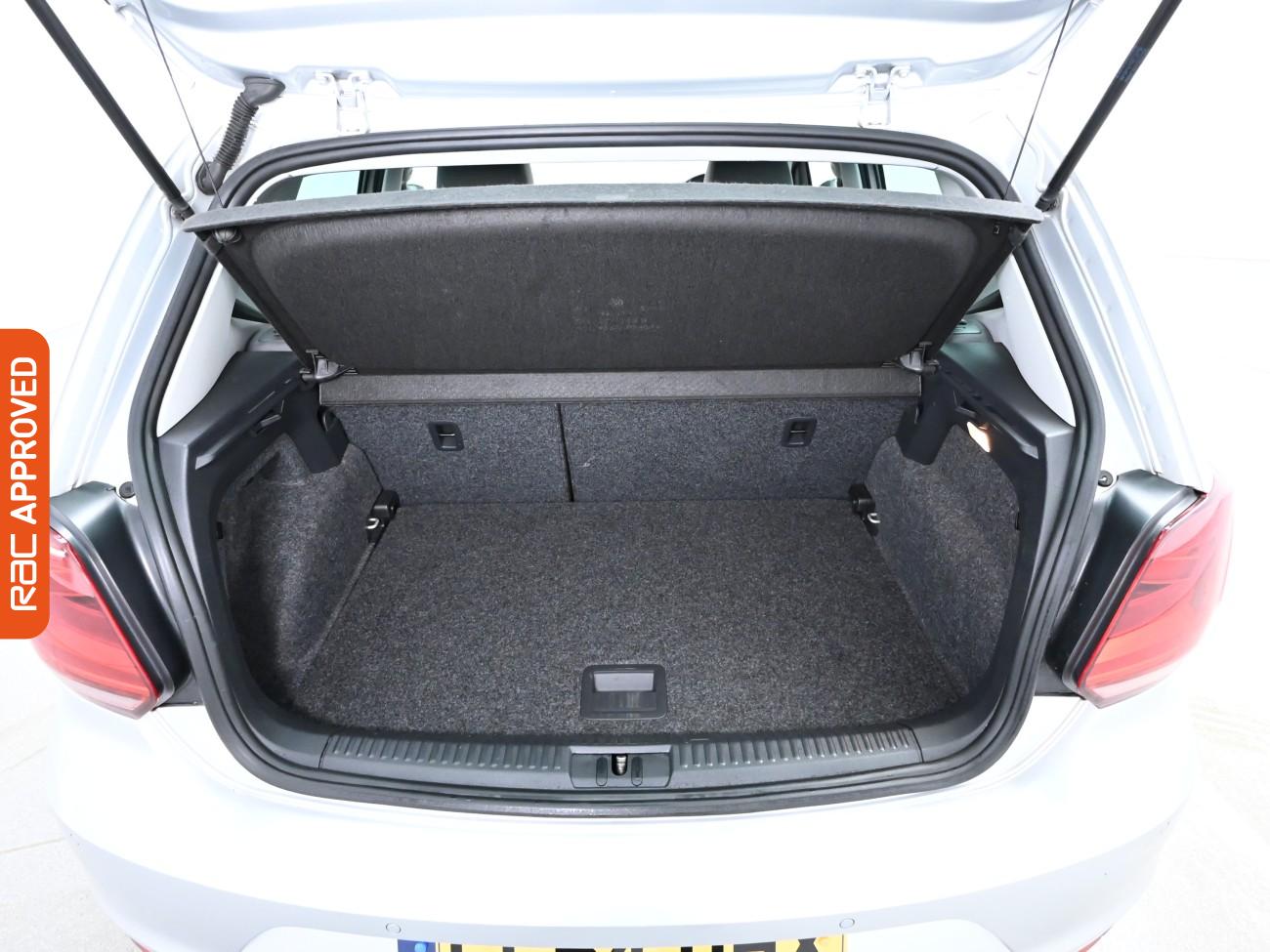 Used Volkswagen Polo 2015 for sale - 75918412: Photo 21