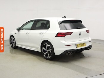 Used Volkswagen Golf 2023 for sale - 78105132: Photo