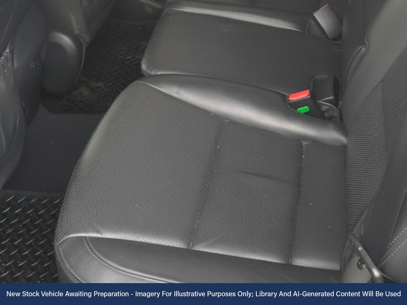 Used Hyundai Santa Fe 2016 for sale - 77194917: Photo 4