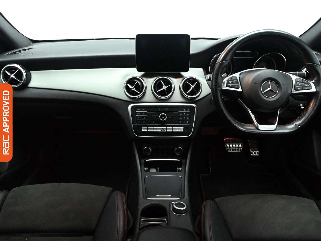 Used Mercedes-Benz GLA 2020 for sale - 77249472: Photo 2