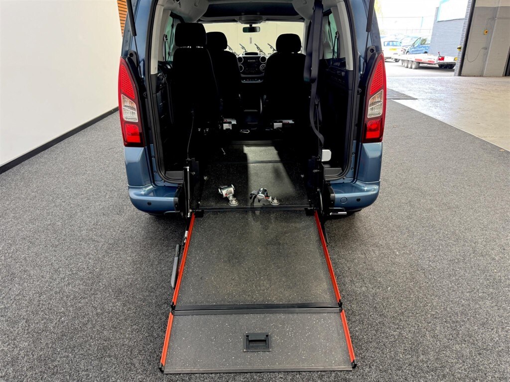 Vehicle 24