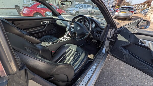 Used Mercedes-Benz SLK 2004 for sale - 73985418: Photo 14
