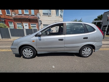 Used Nissan Almera Tino 2005 for sale - 75035662: Photo