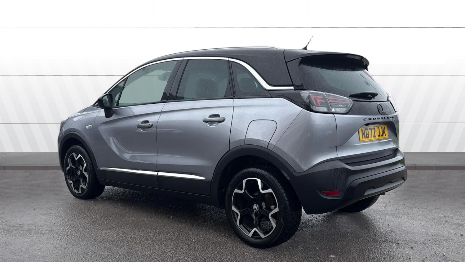 Used Vauxhall Crossland 2022 for sale - 76792903: Photo 2