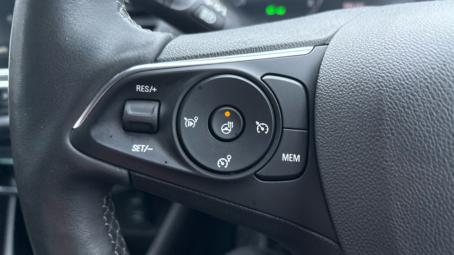 Used Vauxhall Crossland 2022 for sale - 76792903: Photo 21